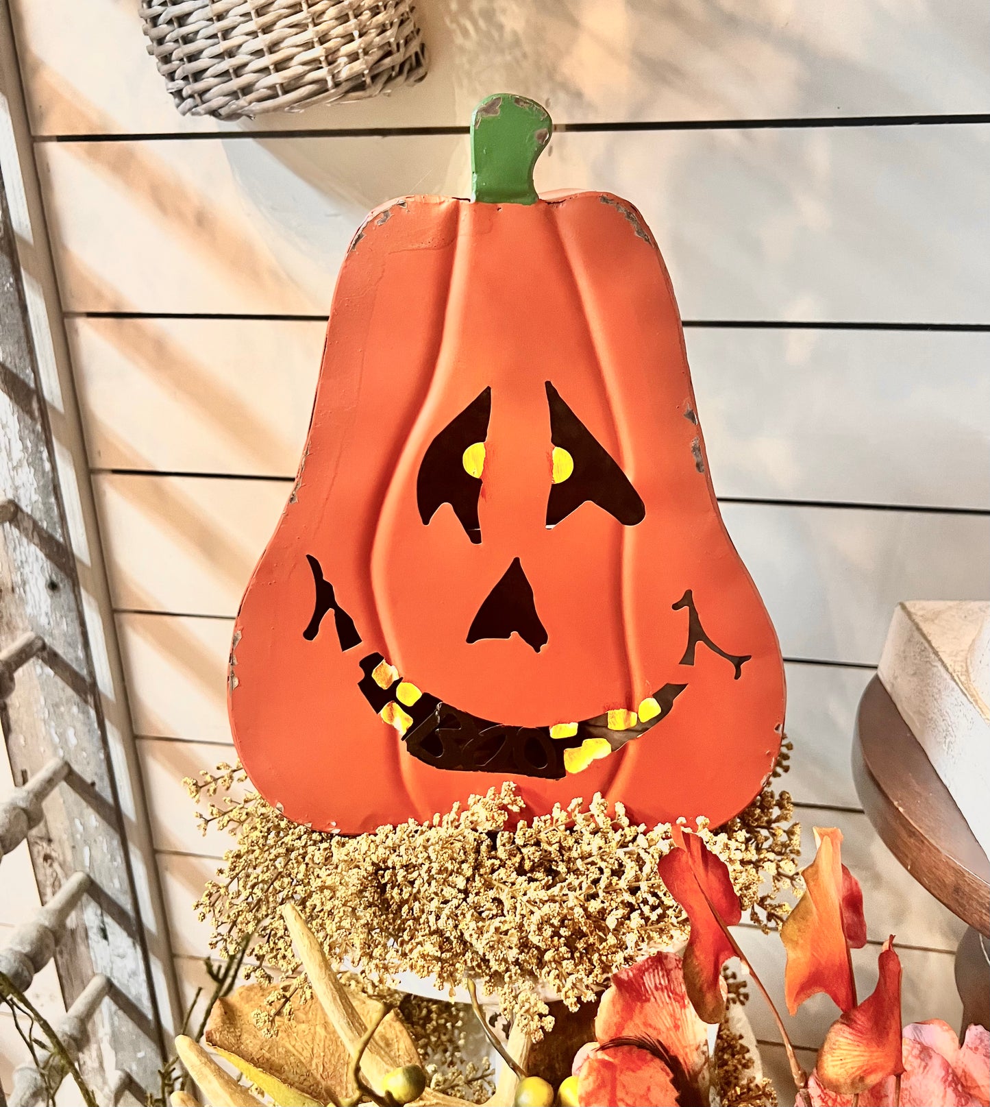 Jack-o-lantern Candle Holder Boo